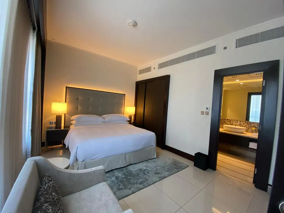 Studio apartment in The Address Downtown Hotel (Lake Hotel), Downtown Dubai