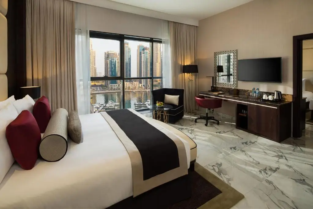 Studio apartment in Millennium Place, Dubai Marina