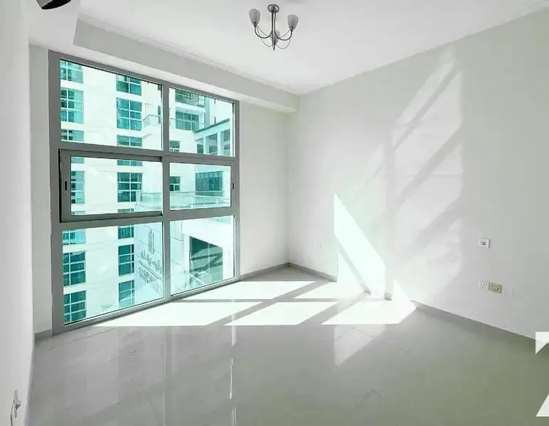 3-bedroom apartment in CLAREN 1, Downtown Dubai