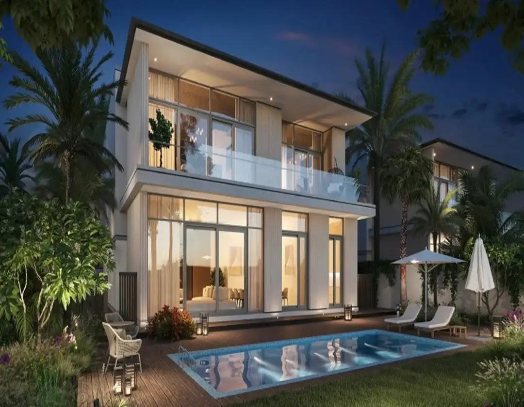 6-bedroom villa in Opal Gardens