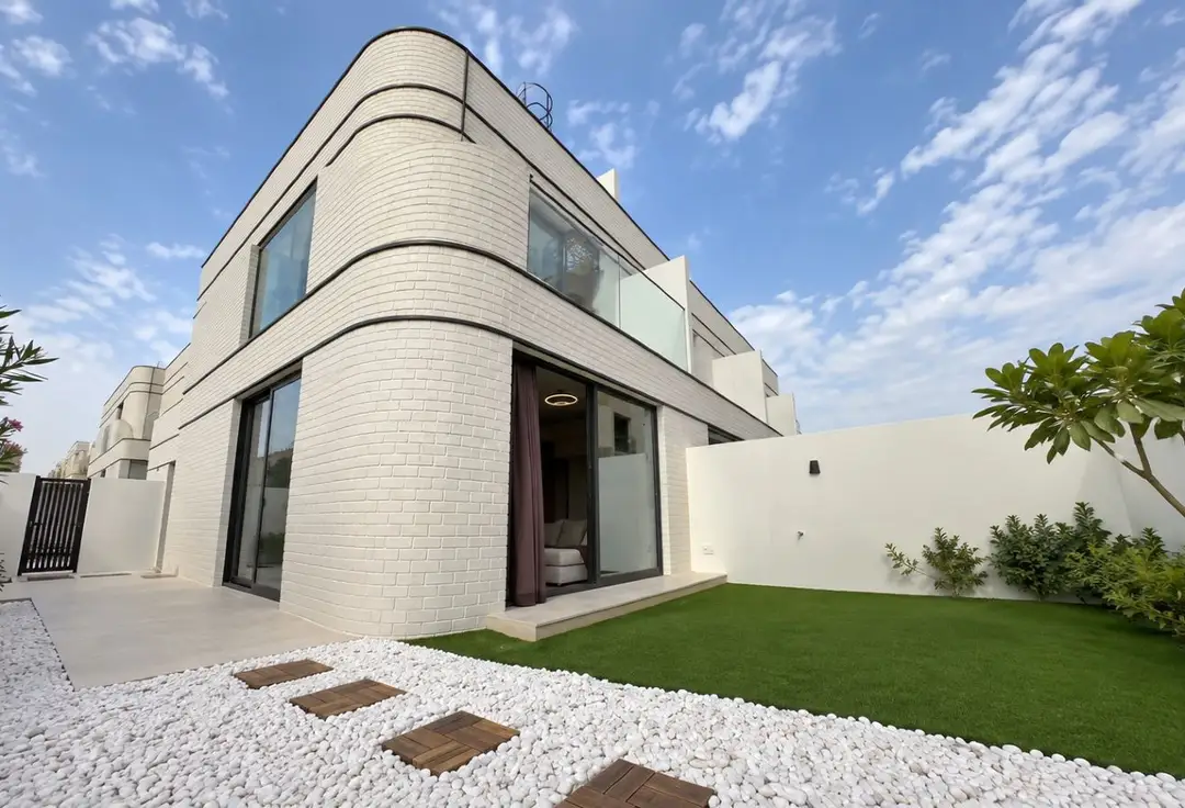 3-bedroom villa in Taormina Village, Majan
