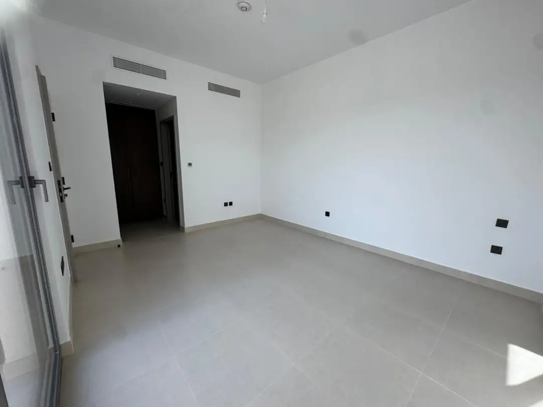 5-bedroom townhouse in Malta, DAMAC Lagoons