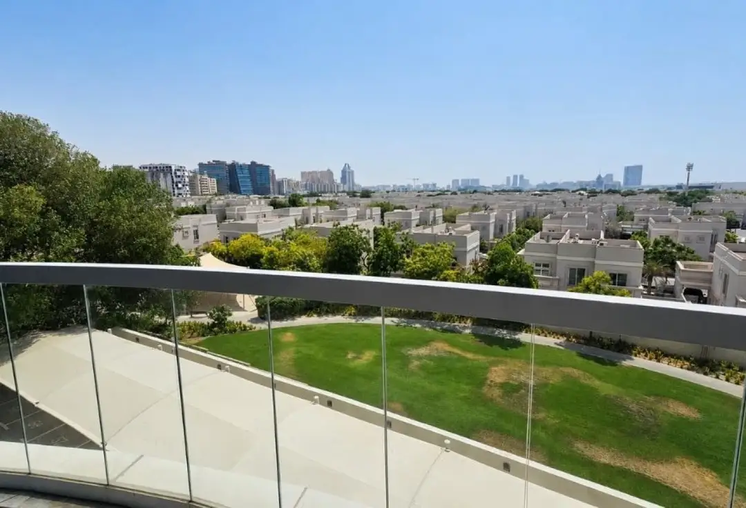 3-bedroom apartment in Nadd Hessa, Dubai Silicon Oasis